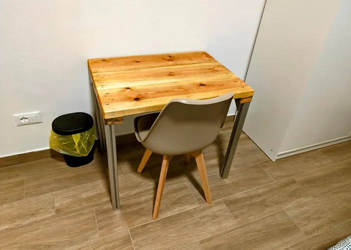 Il Glicine Stadio - Ospedale فندق مبيت وإفطار تشيزينا