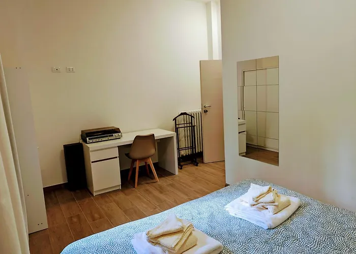 Il Glicine Stadio - Ospedale Nocleg ze śniadaniem 3*